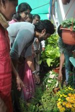 Farhan Akhtar plants a tree with Shaina NC in  Mumbai on 19th Jan 2012(62).jpg
